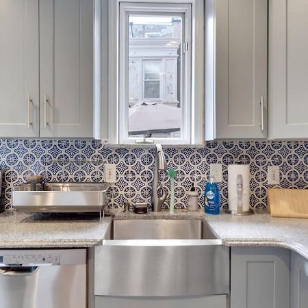 Stylish Rowhome-Fishtown-Near Shops Philadelphia Exterior photo